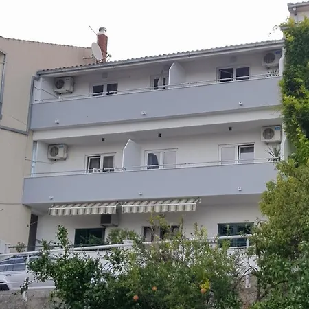 Sea View Ela Apartment