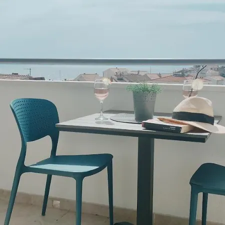 Apartment Sea View Ela *