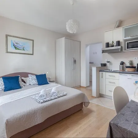 Apartament Sea View Ela *