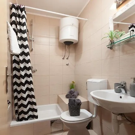 Sea View Ela Apartment *
